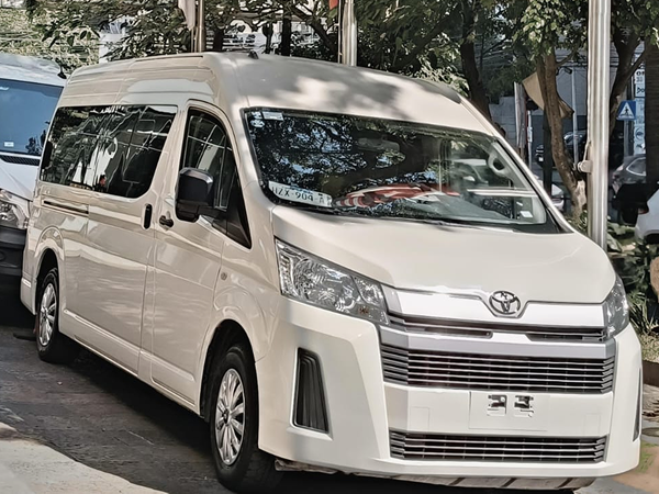 Toyota-Hiace.png